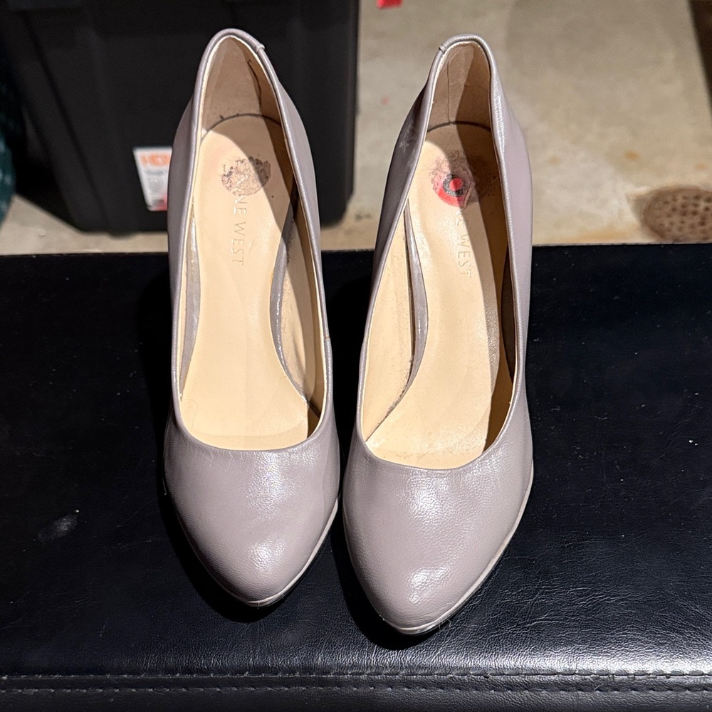 Nine West Women's Taupe Heels